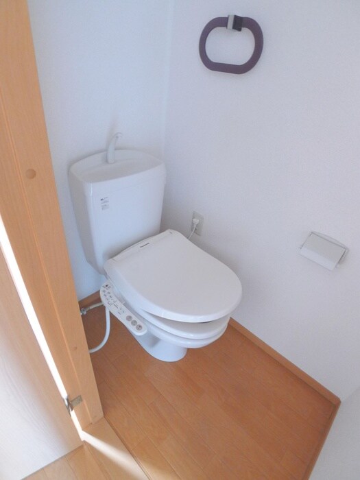 物件内観写真15　(トイレ)