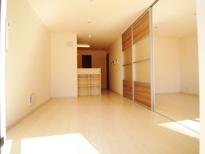 物件内観写真9　(居室)