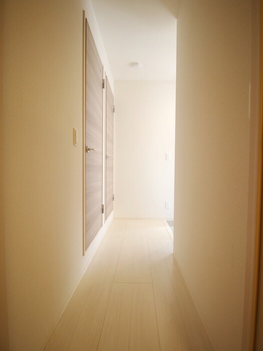 物件内観写真22　(廊下)