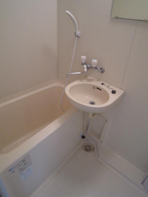 物件内観写真12　(バス／シャワールーム等)