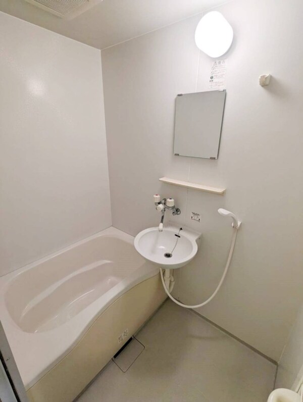 バス／シャワールーム等