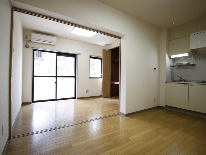 物件内観写真7　(居室)