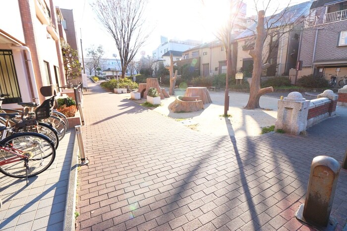 物件外観写真4　(周辺環境)