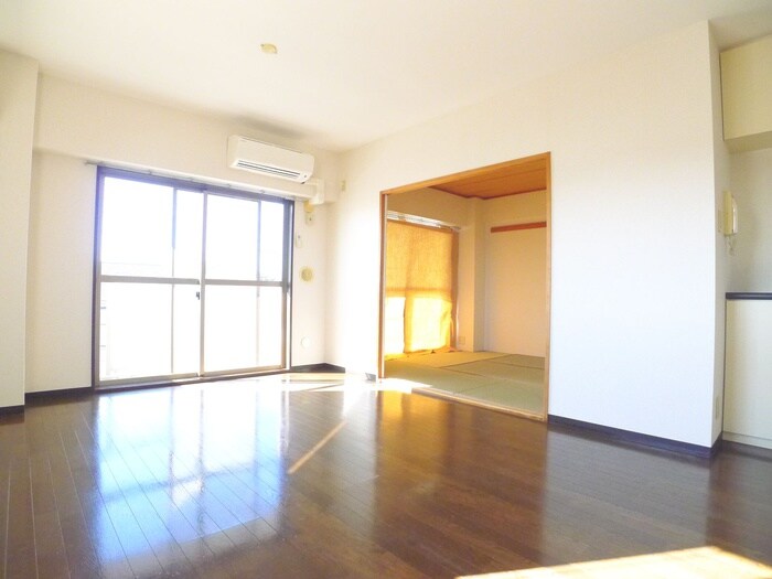 物件内観写真8　(居室)