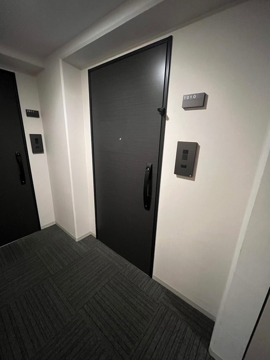 物件内観写真7　(玄関)