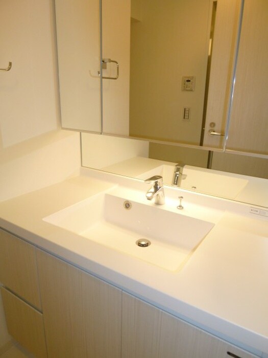 物件内観写真12　(洗面)