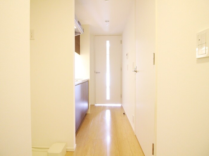 物件内観写真21　(廊下)