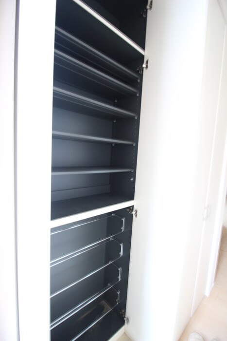 物件内観写真15　(靴箱)