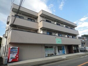 ヴィラ ファミーユ外観写真