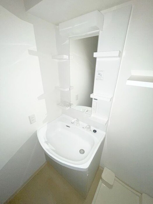 物件内観写真12　(洗面)