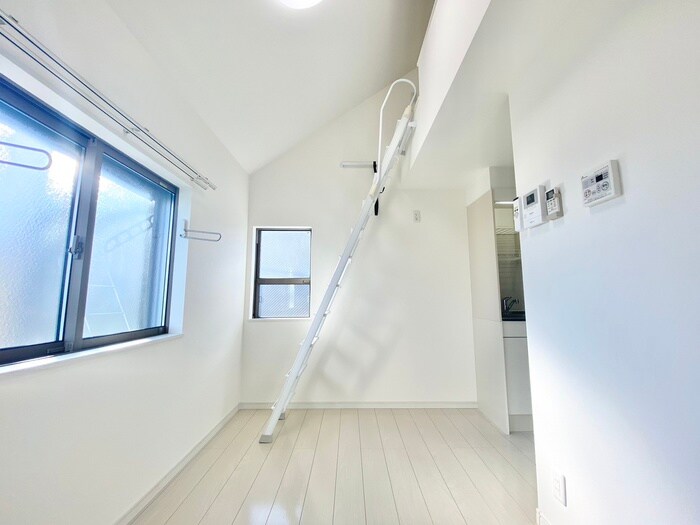 物件内観写真7　(居室)