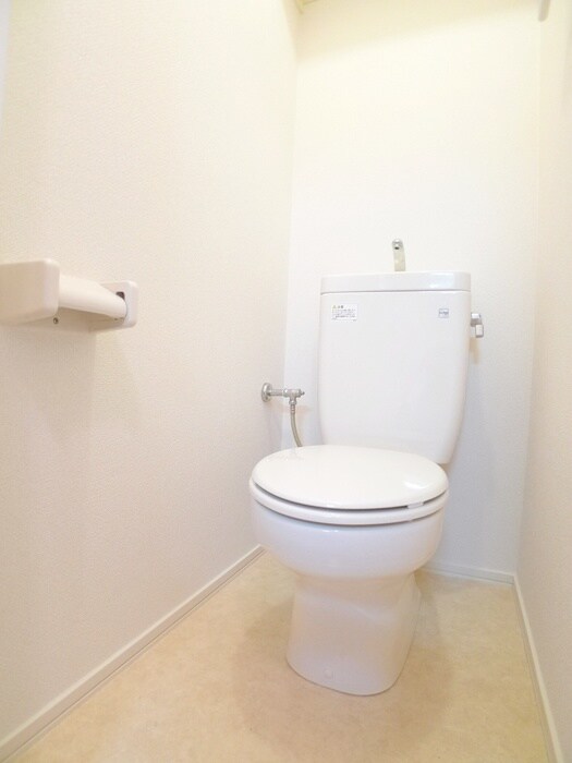 物件内観写真16　(トイレ)