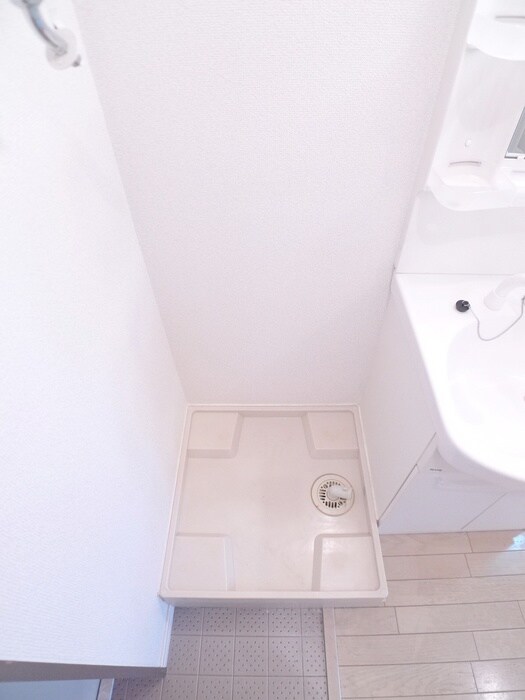 物件内観写真17　(洗濯機置場)