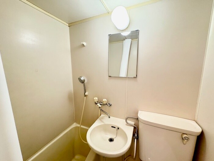 物件内観写真10　(洗面)