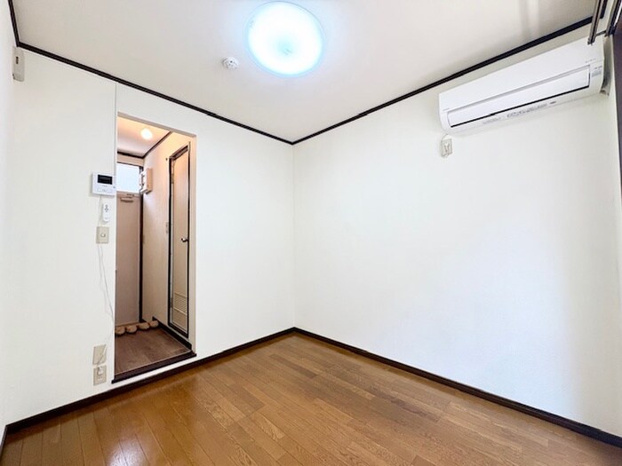 物件内観写真21　(居室)