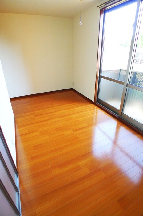 物件内観写真5　(居室)