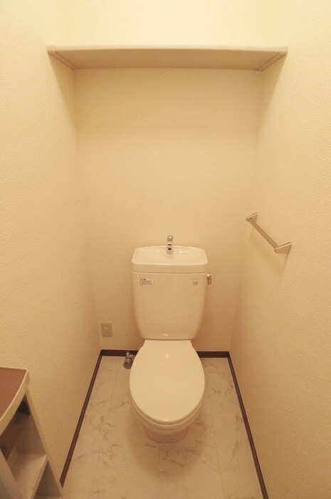 物件内観写真11　(トイレ)