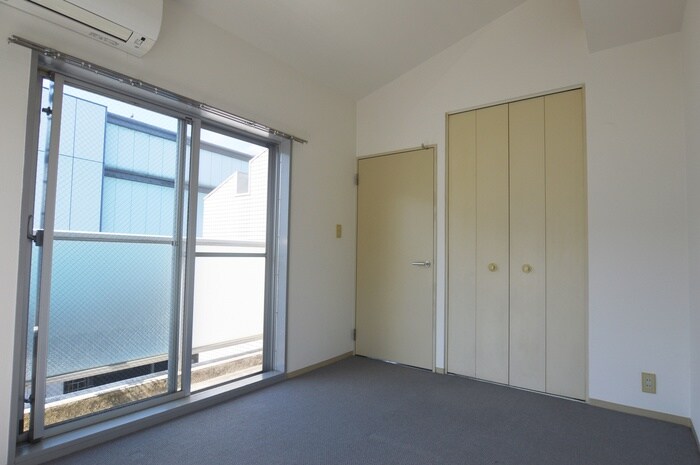 物件内観写真16　(居室)