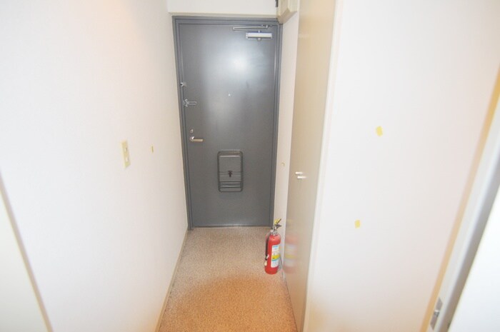 物件内観写真22　(玄関)