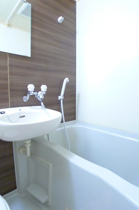 物件内観写真13　(バス／シャワールーム等)