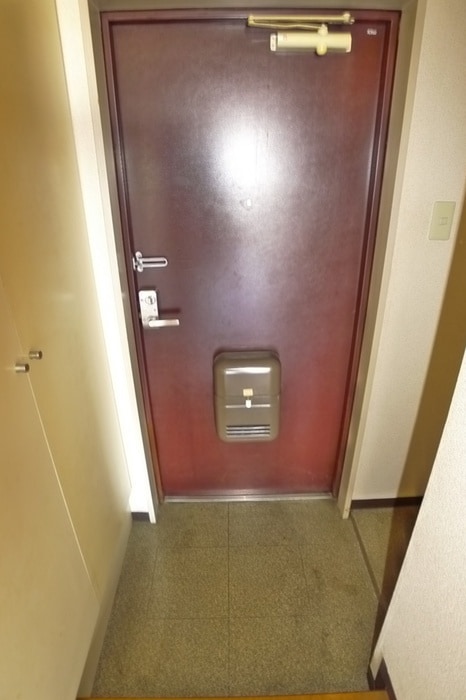 物件内観写真17　(玄関)