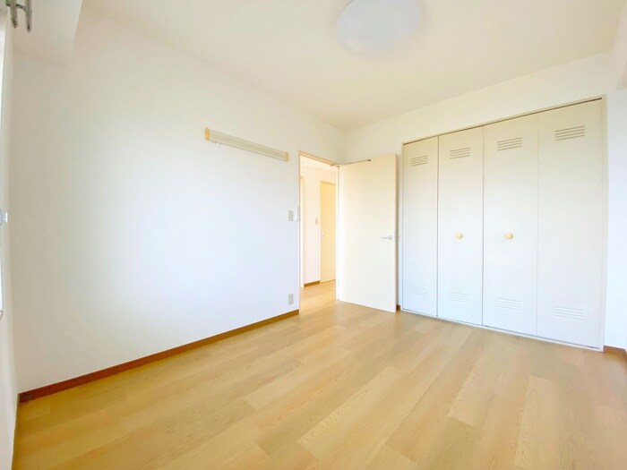 物件内観写真12　(居室)