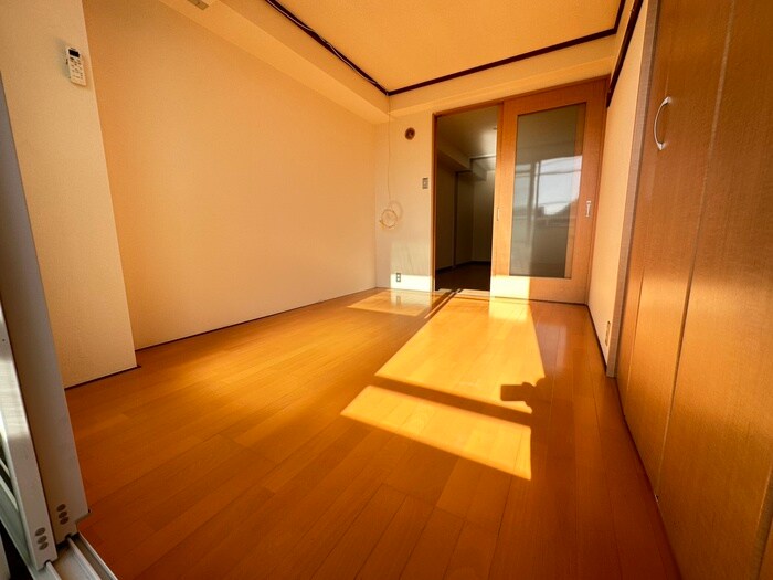 物件内観写真21　(居室)