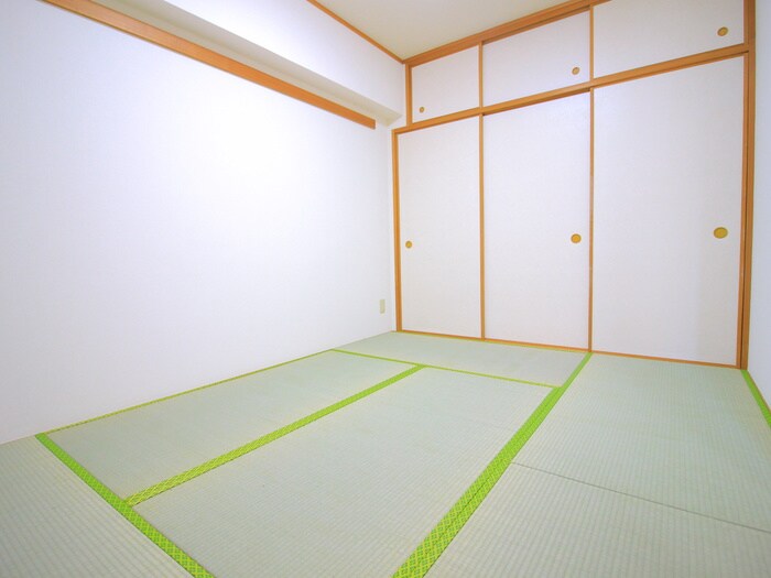 物件内観写真10　(居室)