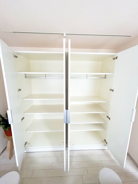 物件内観写真11　(収納)