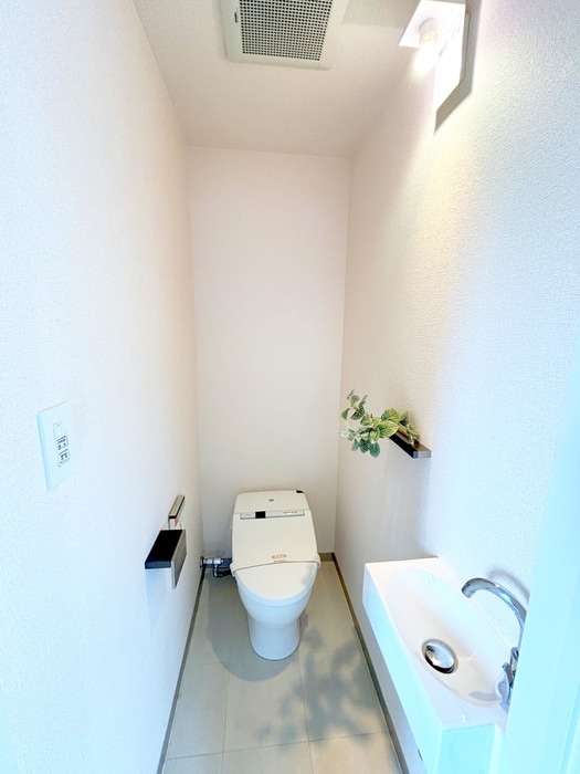 物件内観写真13　(トイレ)