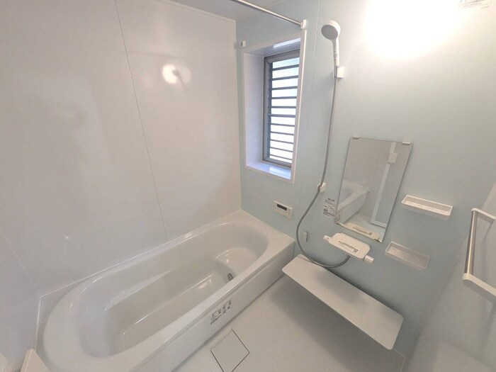 物件内観写真12　(バス／シャワールーム等)