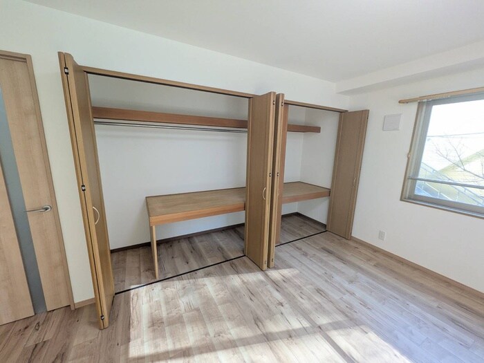 物件内観写真22　(収納)