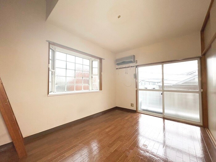 物件内観写真9　(居室)