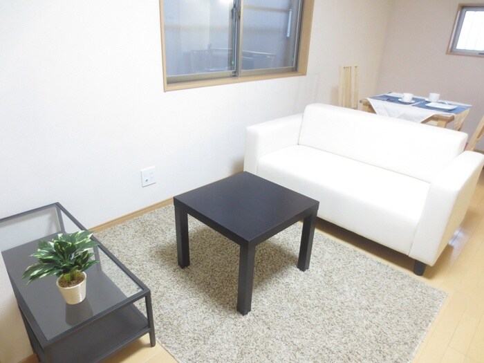 物件内観写真4　(居室)