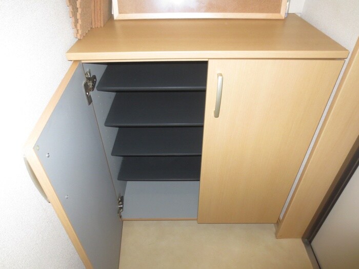 物件内観写真13　(靴箱)