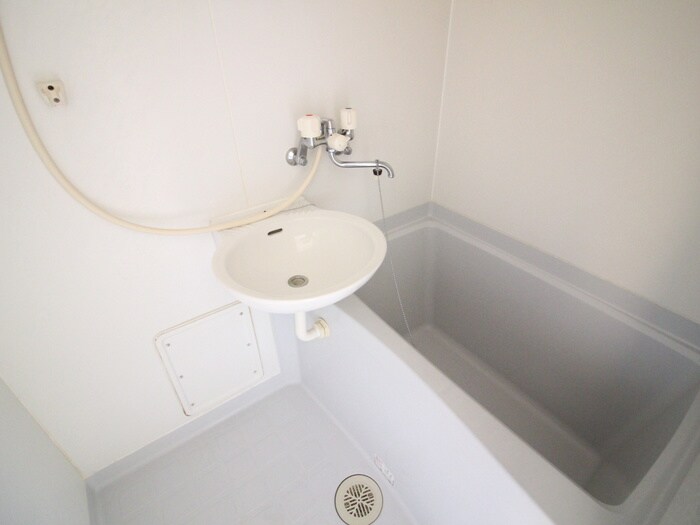 物件内観写真12　(バス／シャワールーム等)