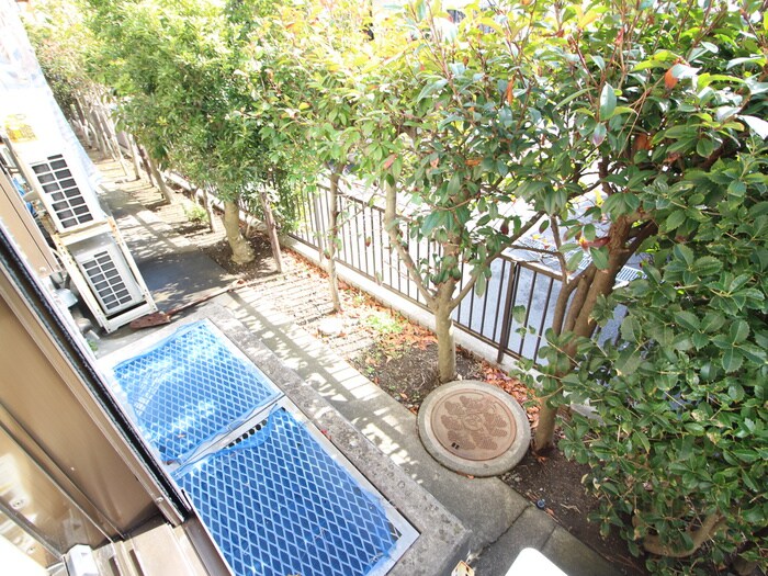 物件内観写真15　(玄関)