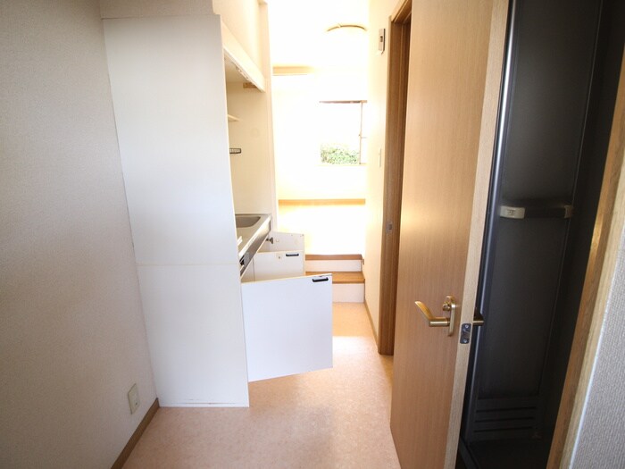物件内観写真20　(廊下)