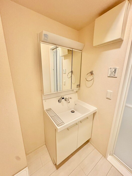 物件内観写真17　(洗面)