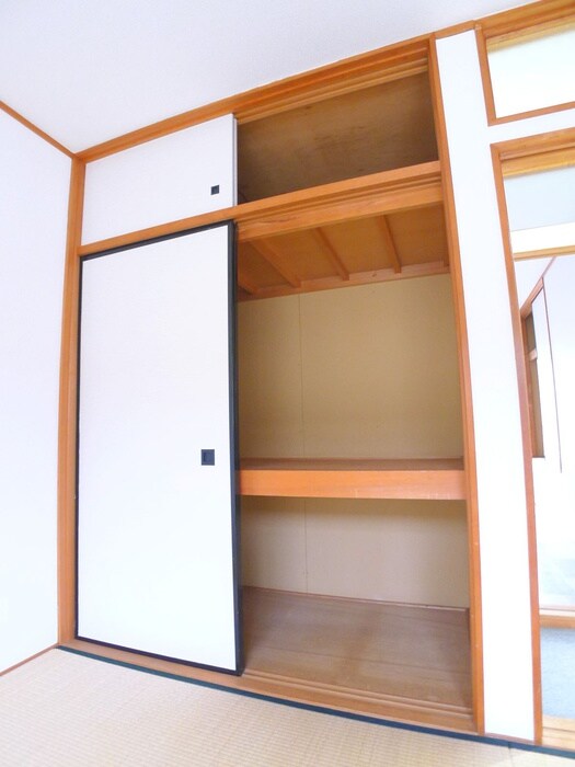 物件内観写真10　(収納)