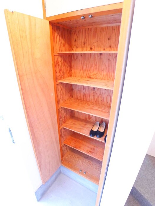 物件内観写真18　(靴箱)