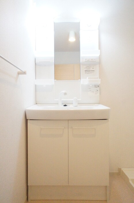 物件内観写真12　(洗面)