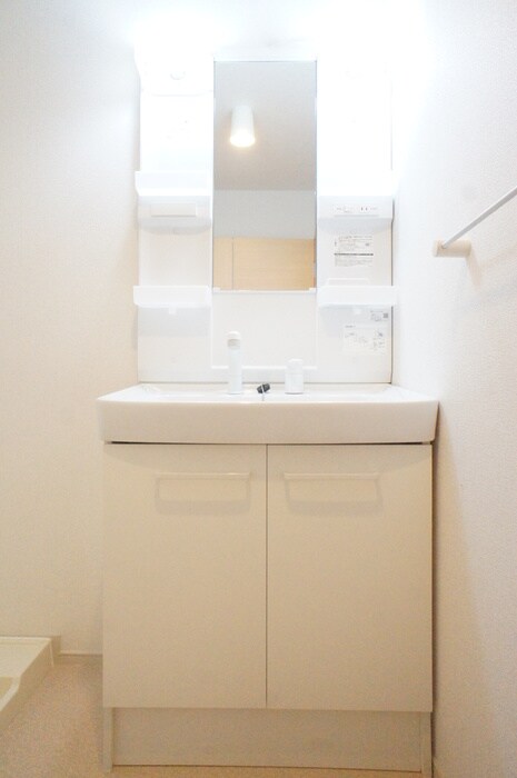 物件内観写真15　(洗面)