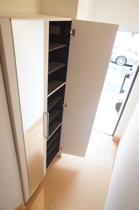 物件内観写真16　(靴箱)