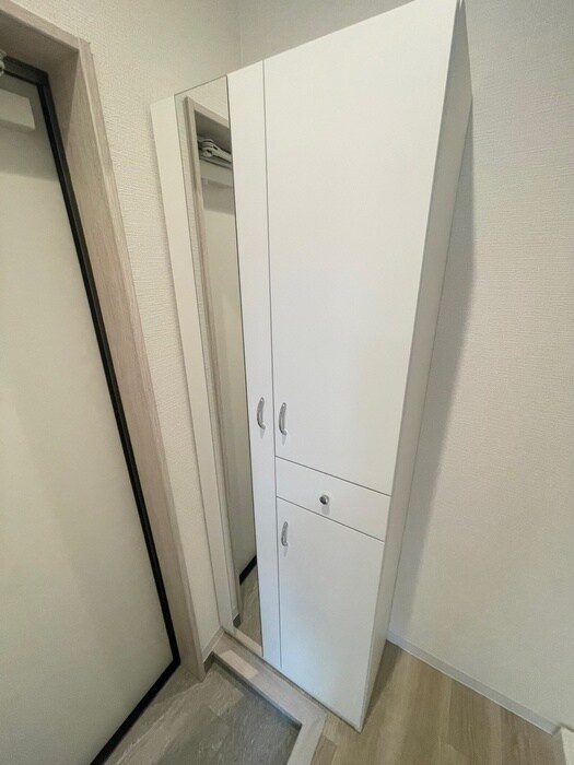 Ｍａｓｏｎ　Ｃａｌｍｅの靴箱