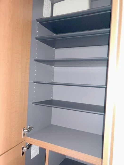 物件内観写真16　(収納)