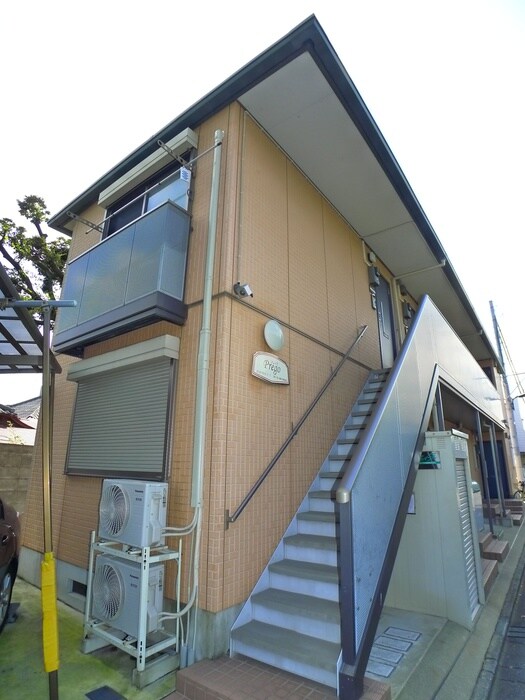 物件外観写真4　(エントランス部分)