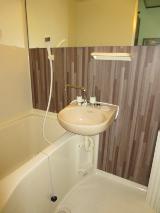 物件内観写真15　(バス／シャワールーム等)