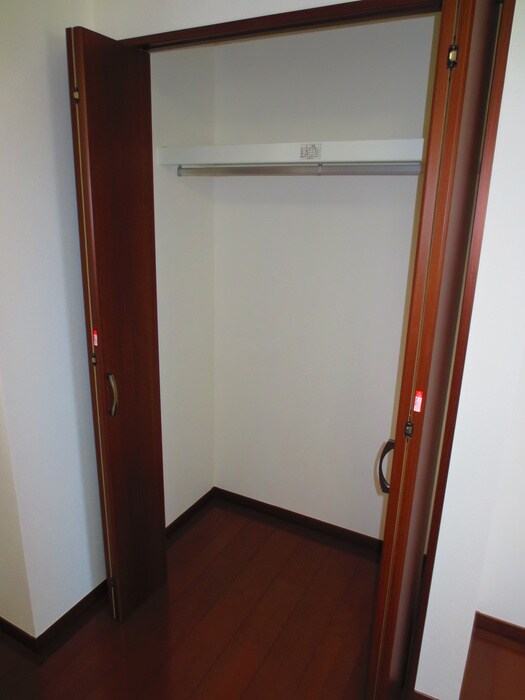 物件内観写真9　(収納)