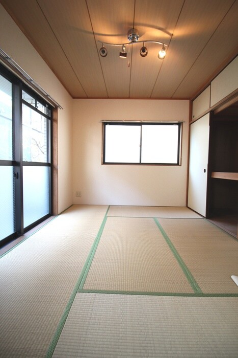 物件内観写真8　(居室)